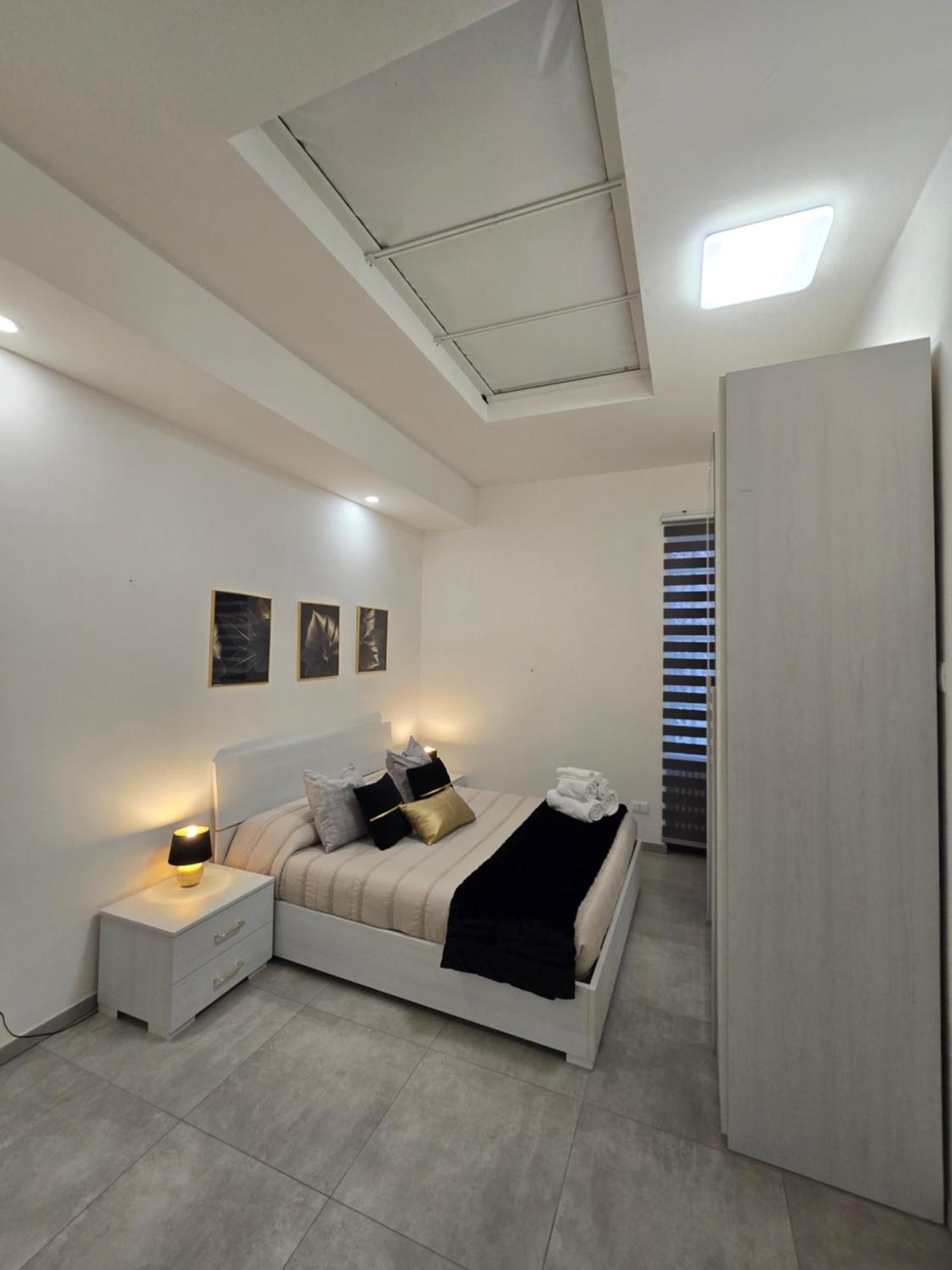 Raymihome Lugaro Turín
